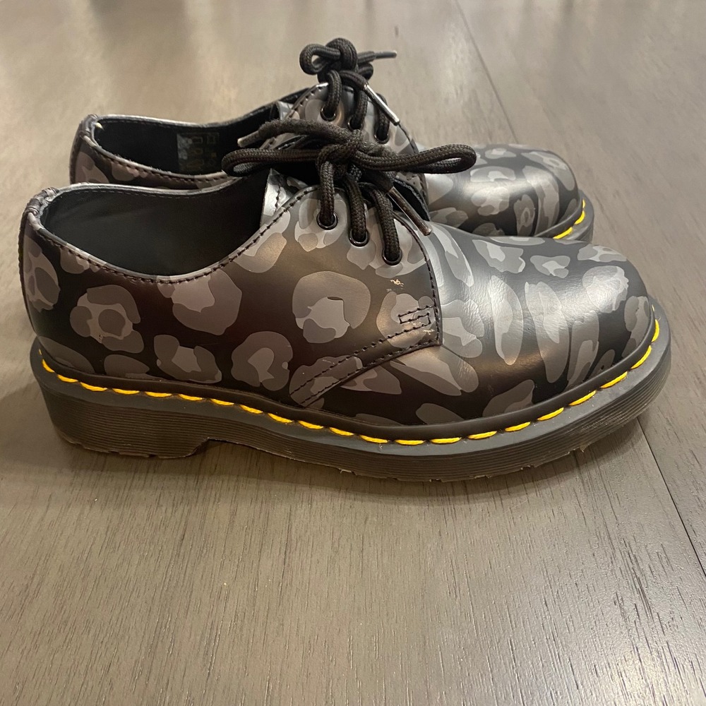 Dr. Martens 1461 Kids Size 3 Grey Skull Leopard Print Leather Lace‎ Up Shoes